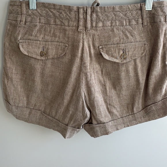 Banana Republic Linen Shorts - Picture 3 of 6